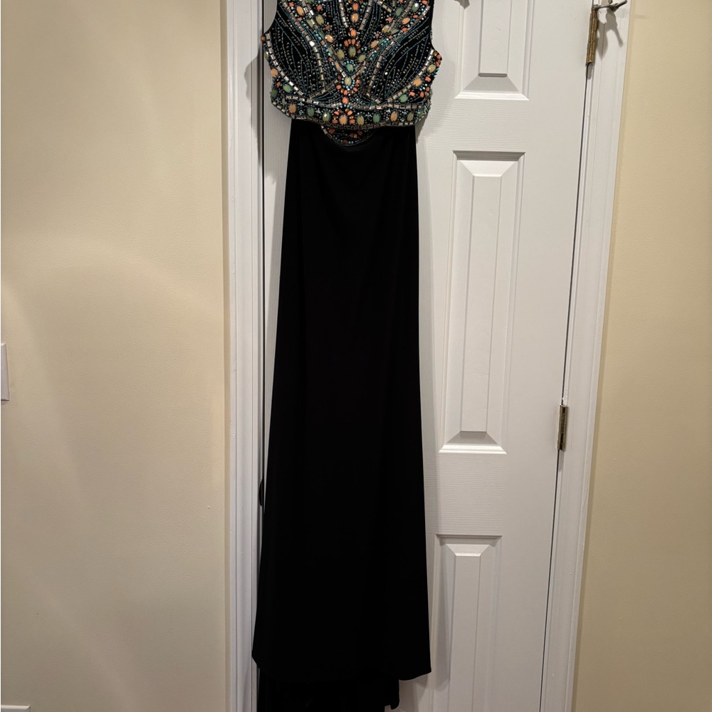 Alyce Paris Prom dress style 6372 - Picture 5 of 7